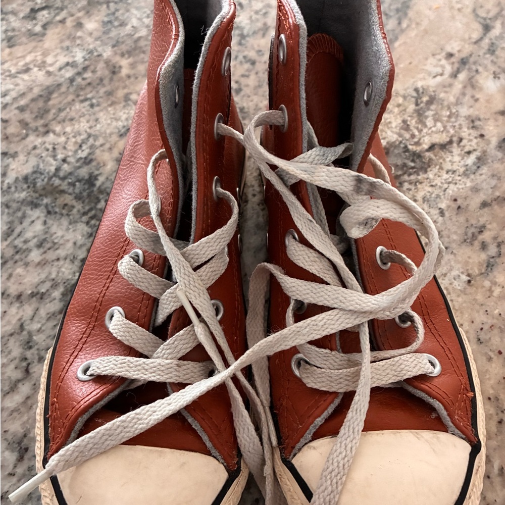 Converse boys leather high tops EUC